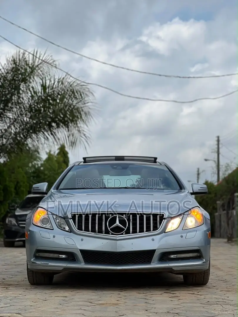 Mercedes-Benz E350 Base 2dr 4Matic Coupe AWD (3.5L 6cyl 7A) 2013 Silver