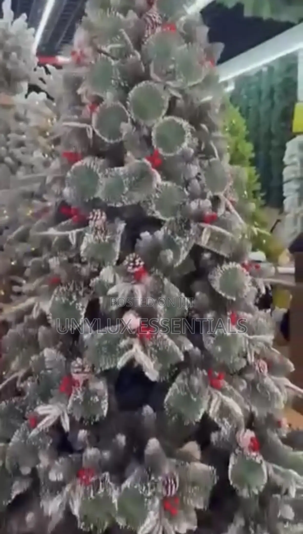 Mistletoe Marvel Christmas Tree. 6ft/7ft