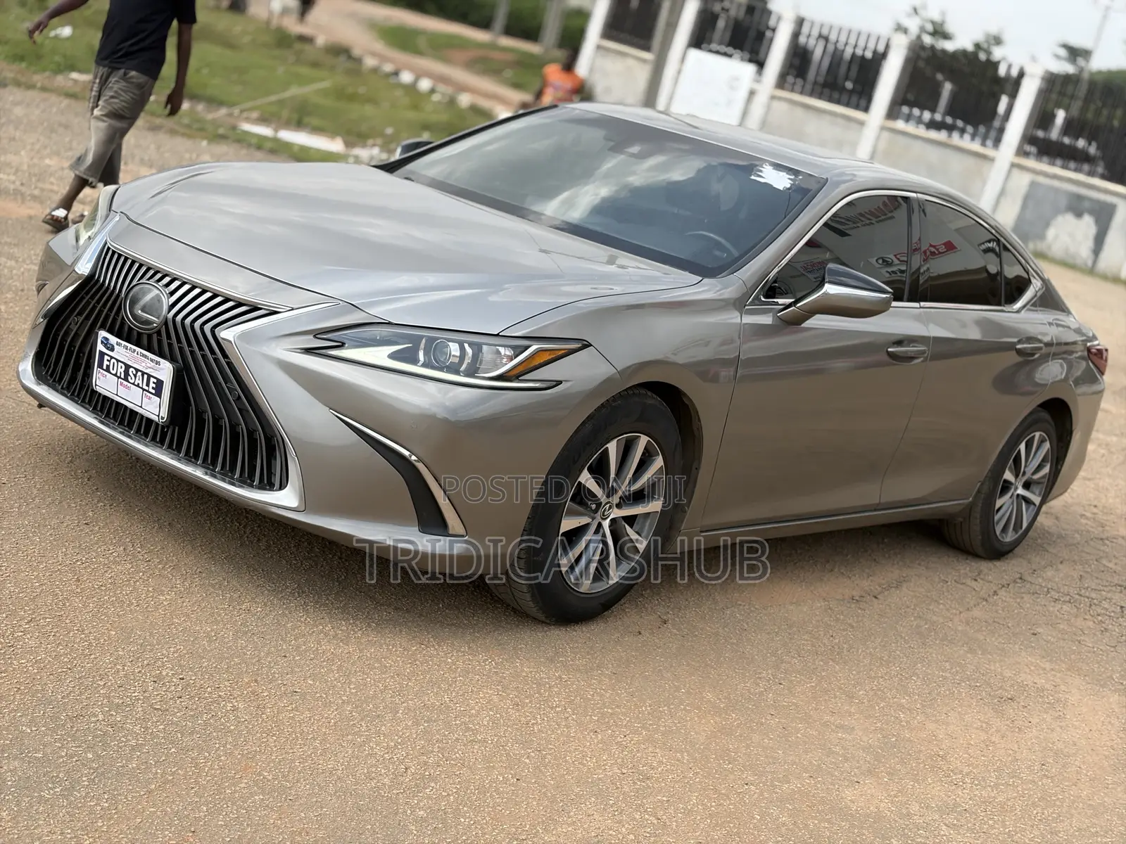 Lexus ES 350 Luxury FWD 2019 Silver