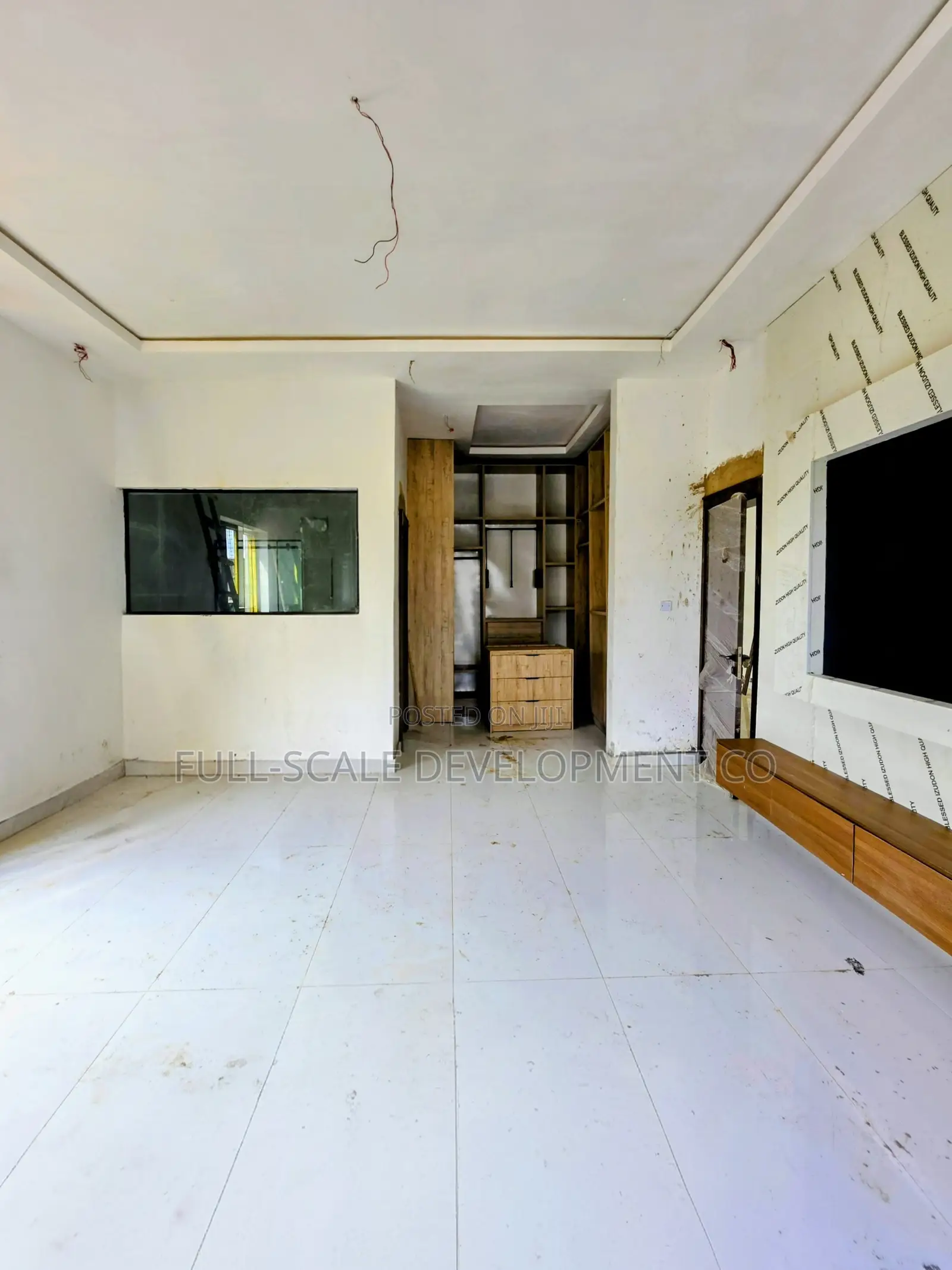 5bdrm Duplex in Gaduwa for sale