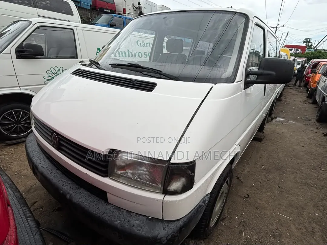 Volkswagen Transporter 2003 White