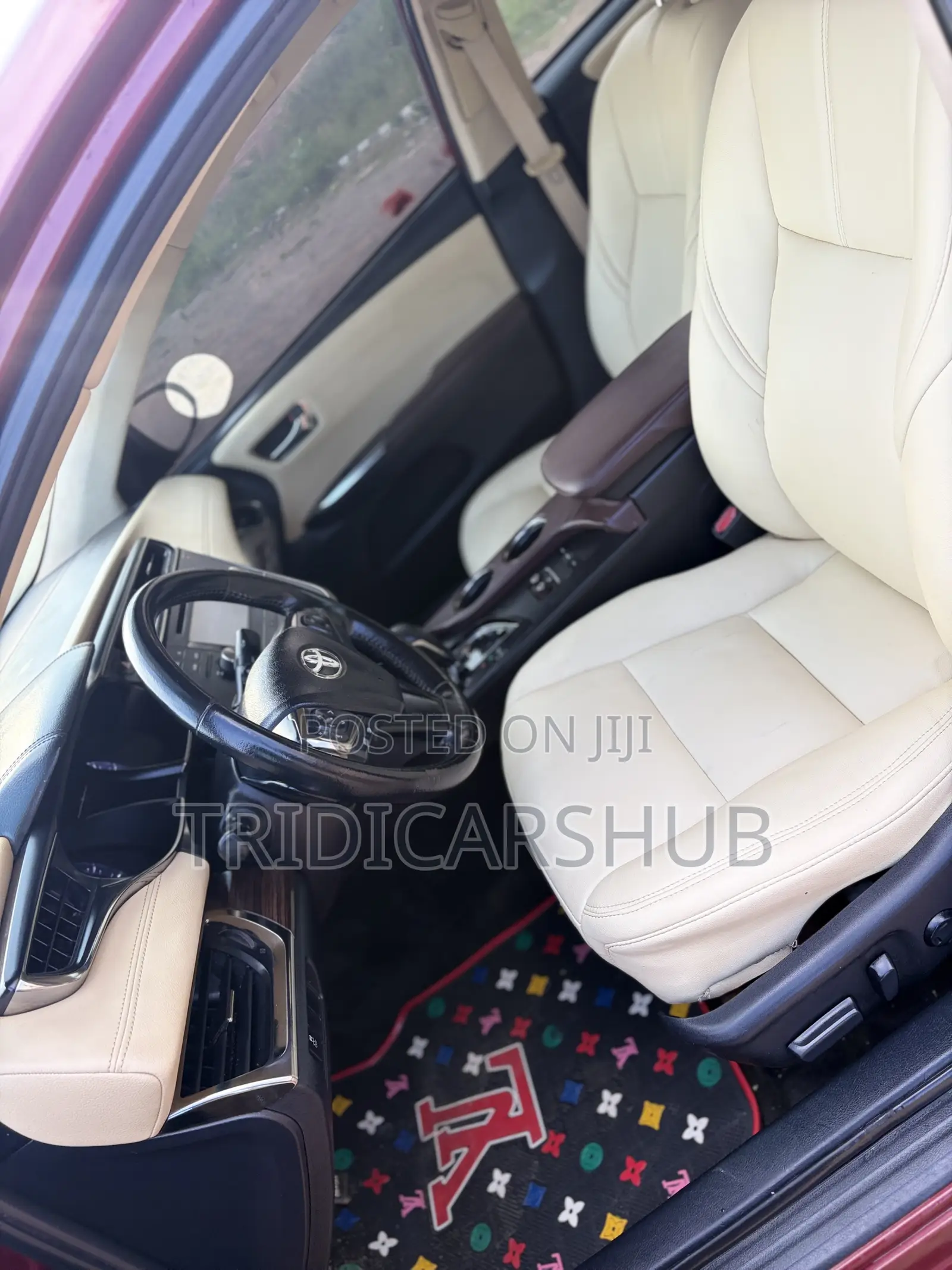 Toyota Avalon XLE Sedar FWD (3.5L 6cyl 6A) 2013 Maroon