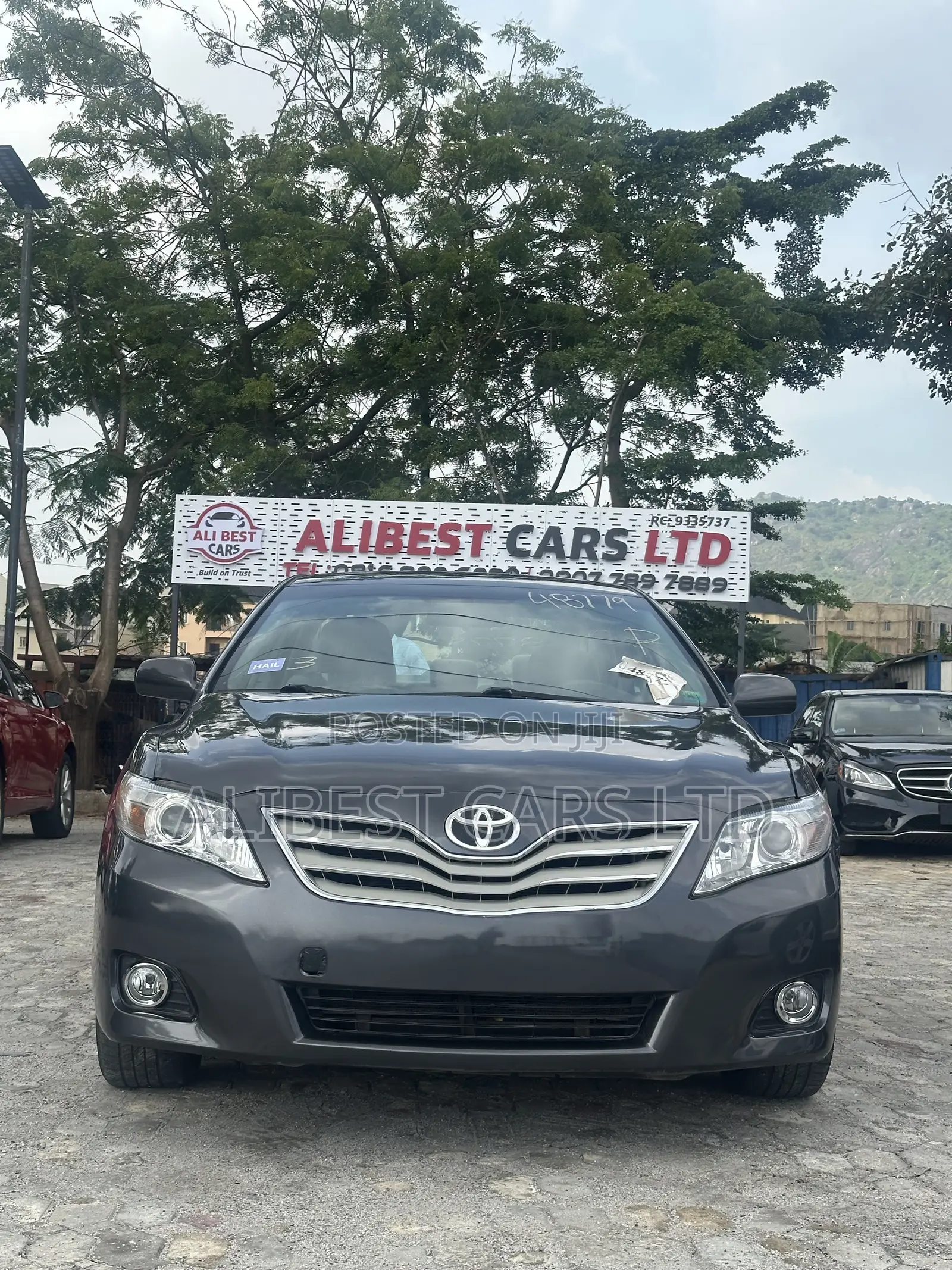 Toyota Camry 2011 Gray