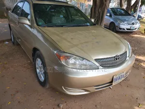 Toyota Camry 2004