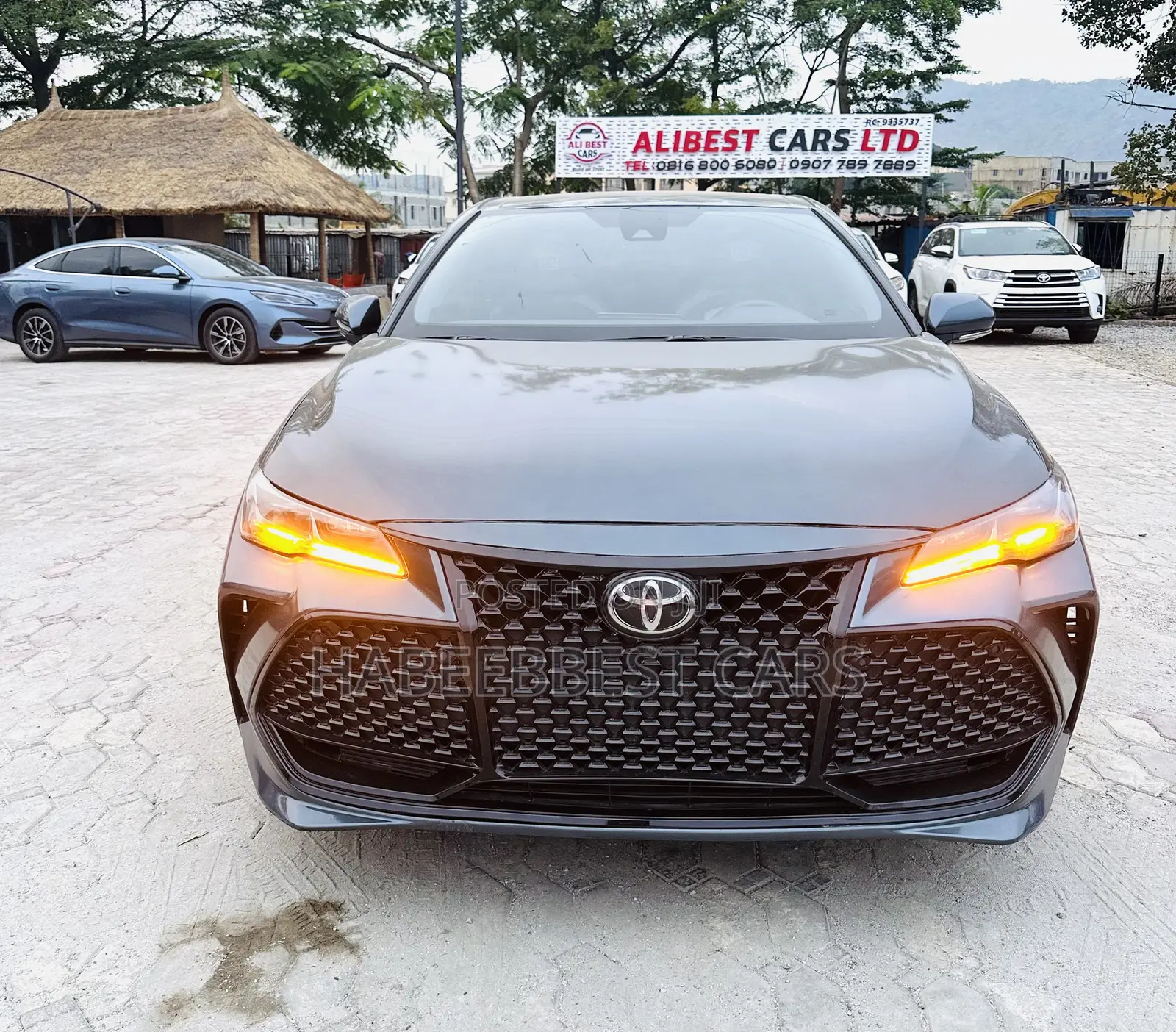 Toyota Avalon 2019 Black