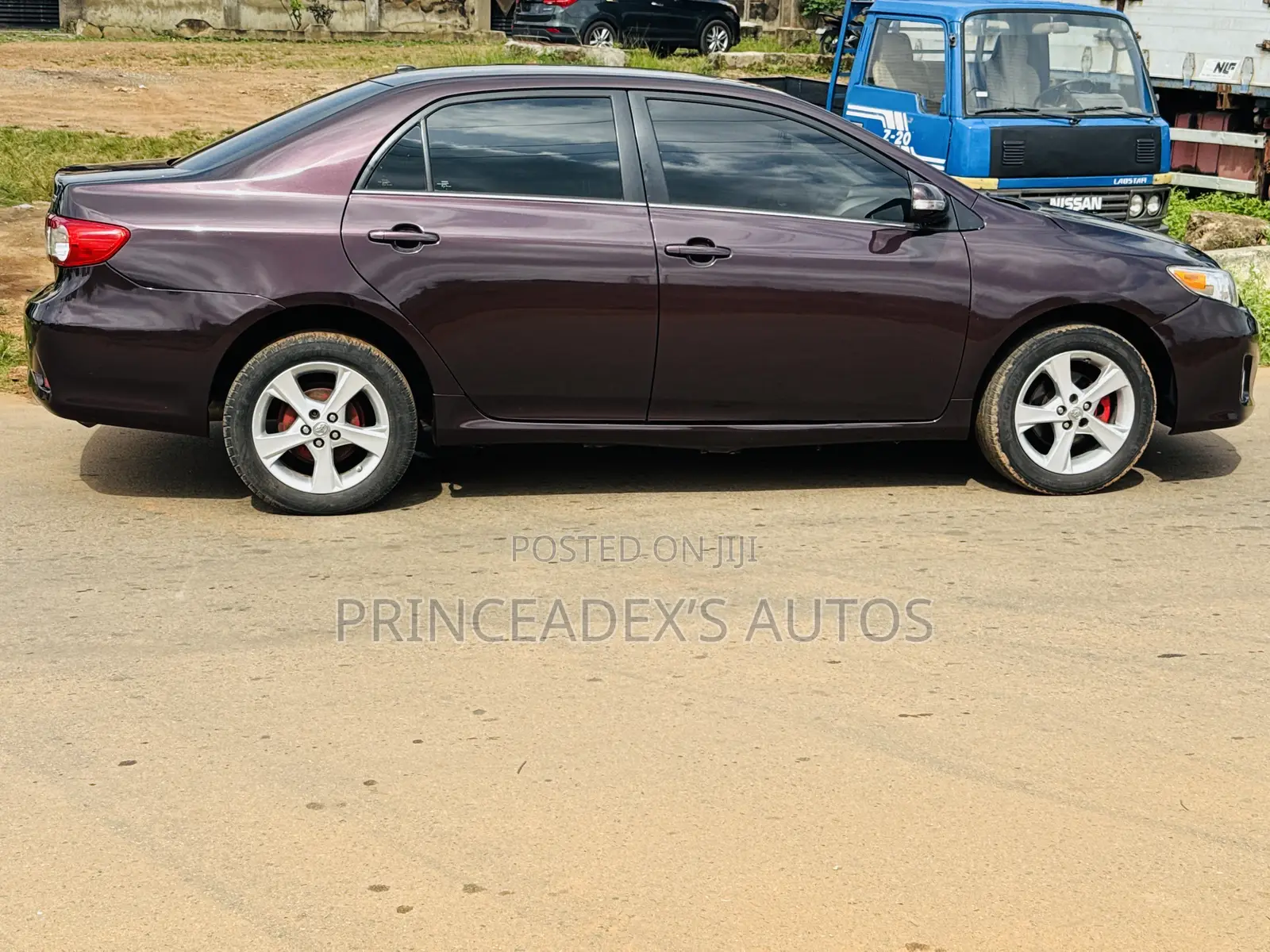 Toyota Corolla LE Special Edition 4dr Sedan (1.8L 4cyl 4A) 2013