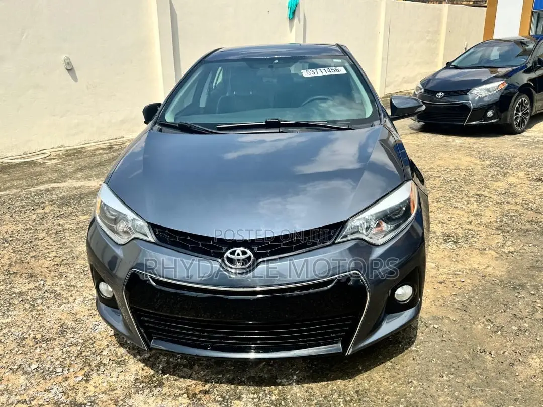 Toyota Corolla 2015 Gray