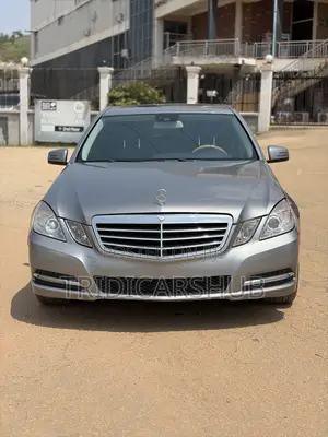 Mercedes-Benz E350 Base 4Matic Sedan AWD (3.5L 6cyl 7A) 2013 Silver