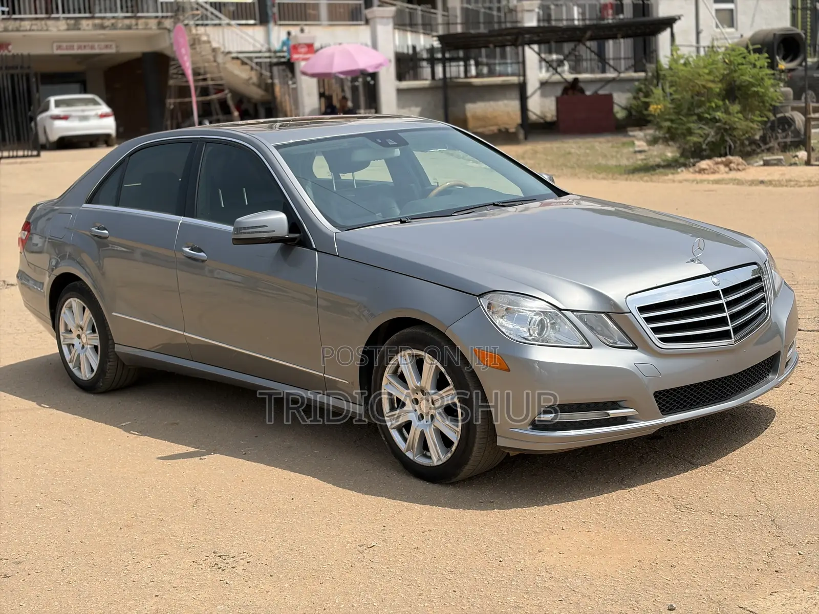 Mercedes-Benz E350 Base 4Matic Sedan AWD (3.5L 6cyl 7A) 2013 Silver