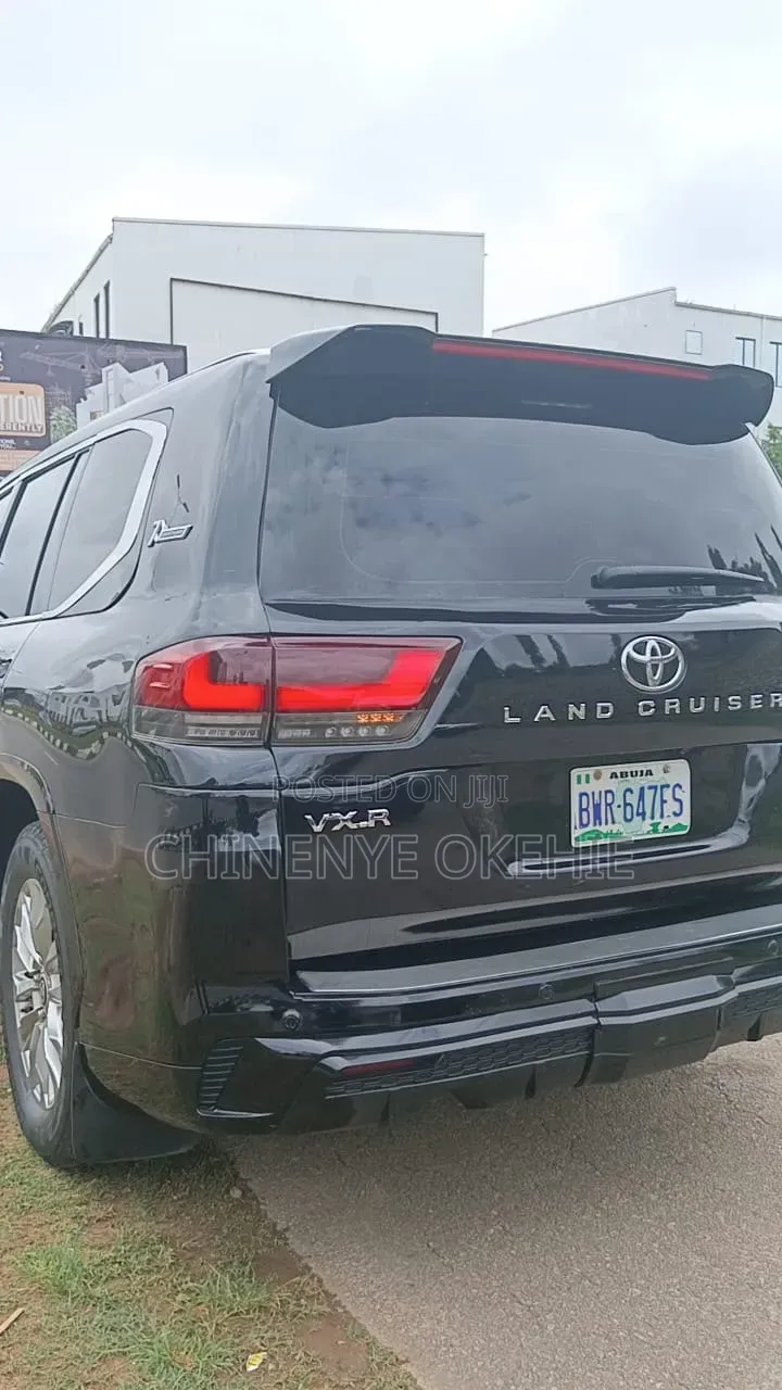 Toyota Land Cruiser 2011 Black