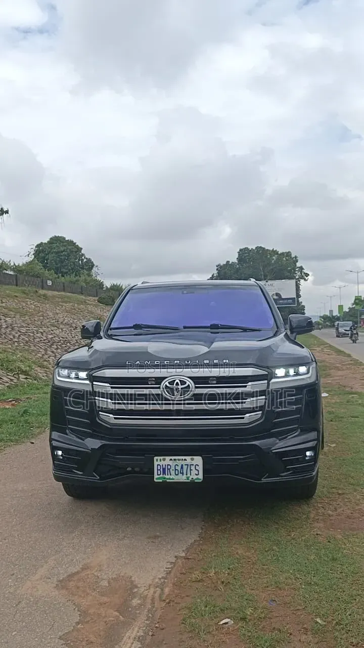 Toyota Land Cruiser 2011 Black