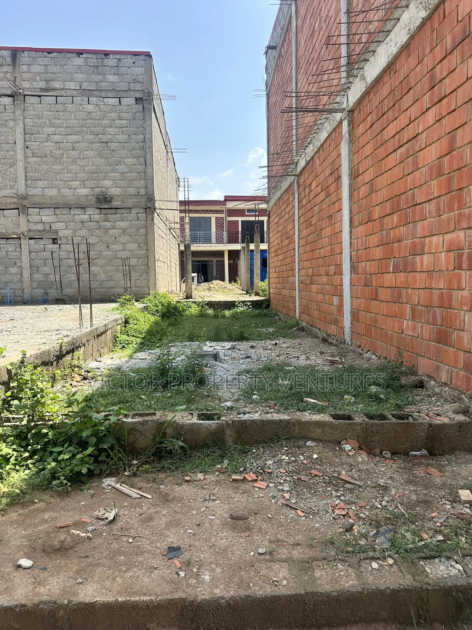 Duplex Shop at DPC Level for Sale at F01 Kubwa Market