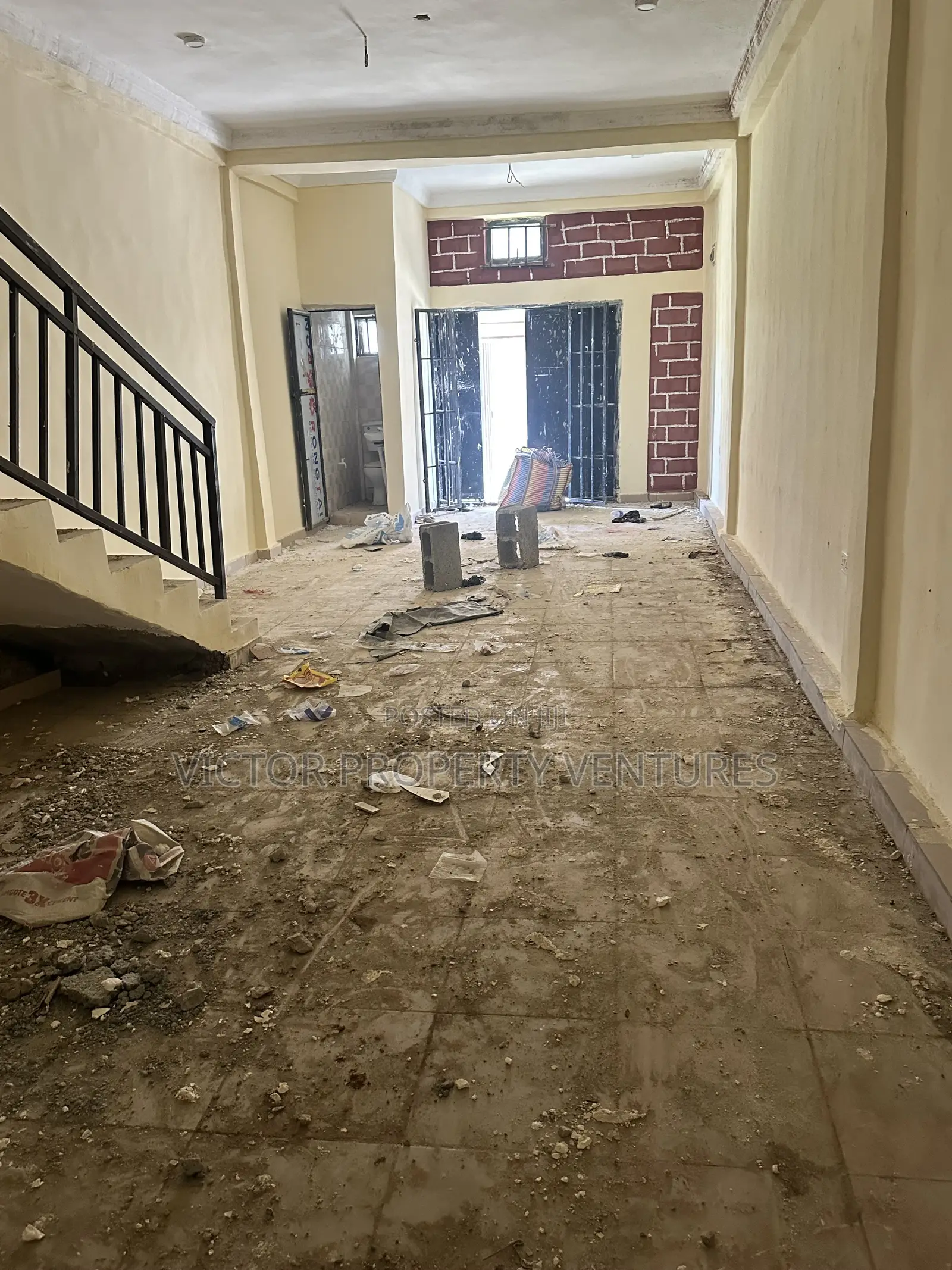 Warehouse Shop for Sale at F01 Kubwa Building Material Market