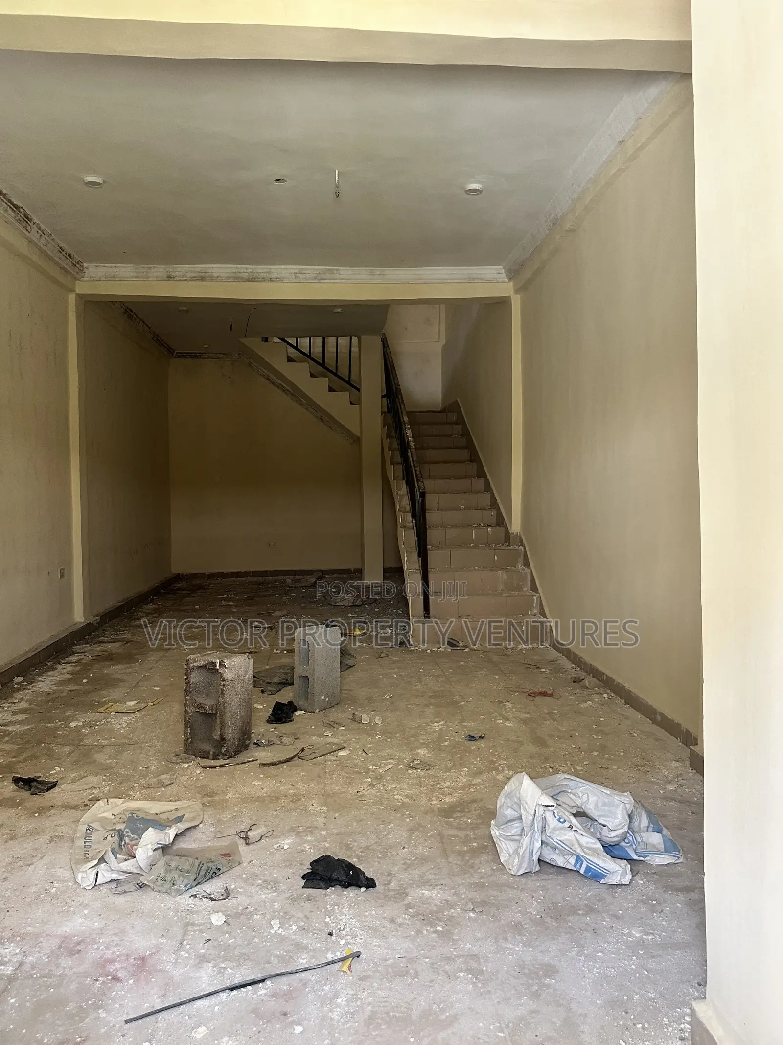 Warehouse Shop for Sale at F01 Kubwa Building Material Market