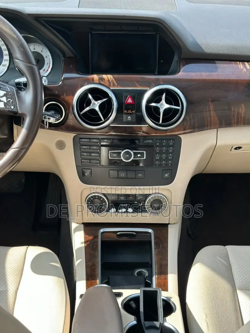 Mercedes-Benz GLK-Class 350 4MATIC 2014 White