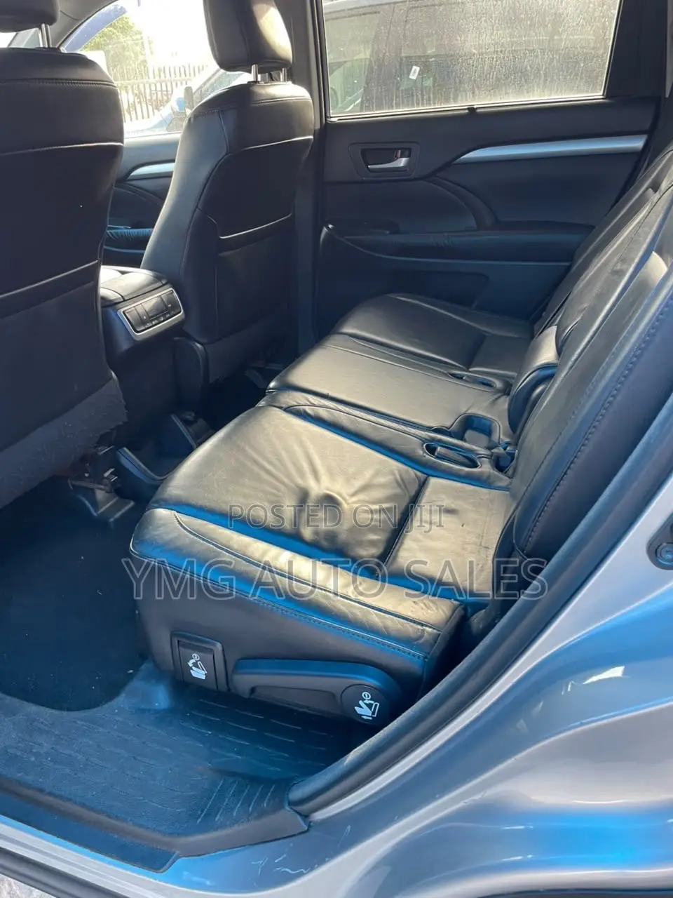 Toyota Highlander XLE V6 4x4 (3.5L 6cyl 6A) 2016 Silver