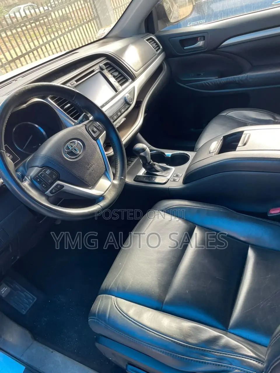 Toyota Highlander XLE V6 4x4 (3.5L 6cyl 6A) 2016 Silver