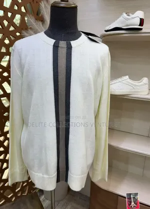 *Original Gucci Sweat Top Available in Store M —— XXL