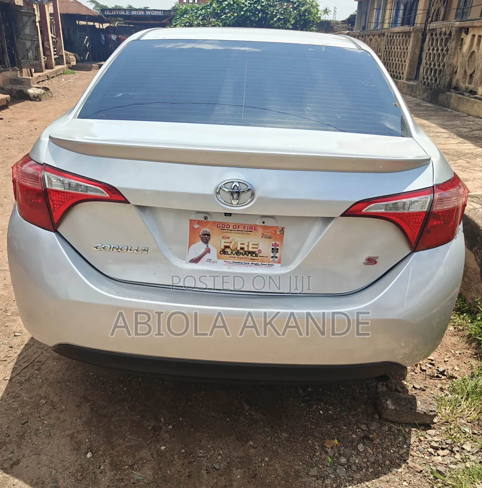 Toyota Corolla S Plus 4dr Sedan (1.8L 4cyl CVT) 2014 Silver