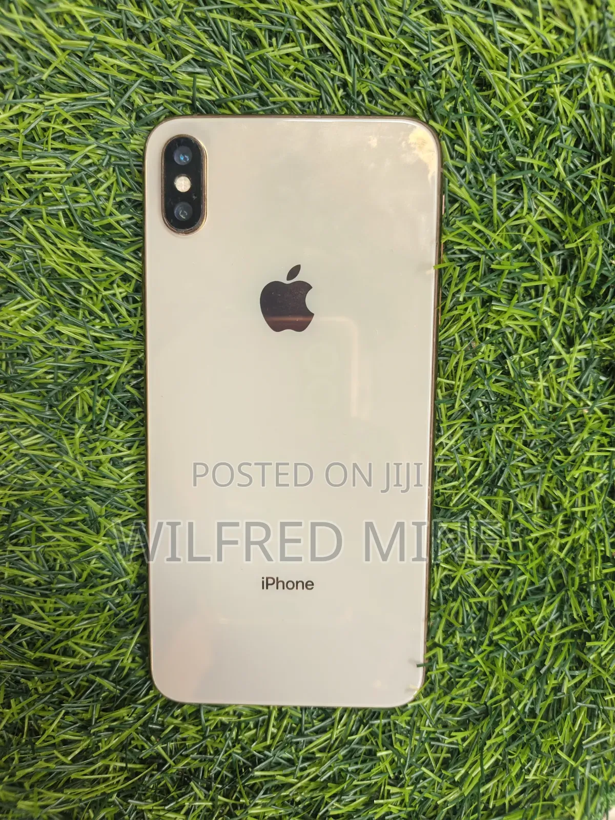 Apple iPhone 11 Pro Max 64 GB Gold