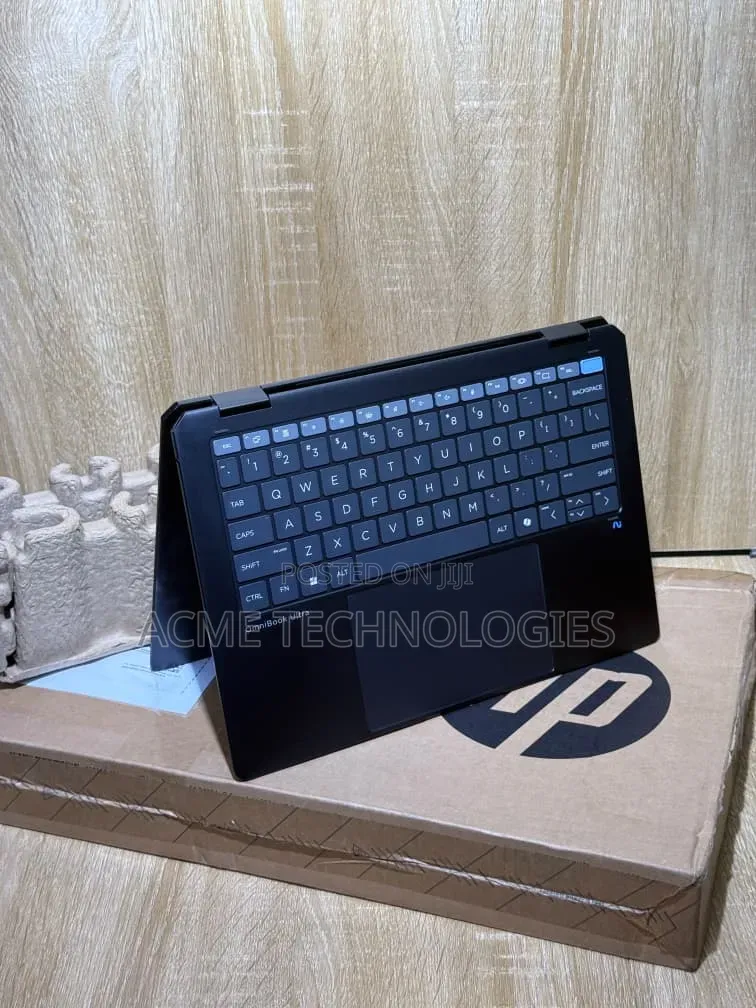 Laptop HP OmniBook Ultra Flip 14" 16GB Intel Core Ultra 7 SSD 1T