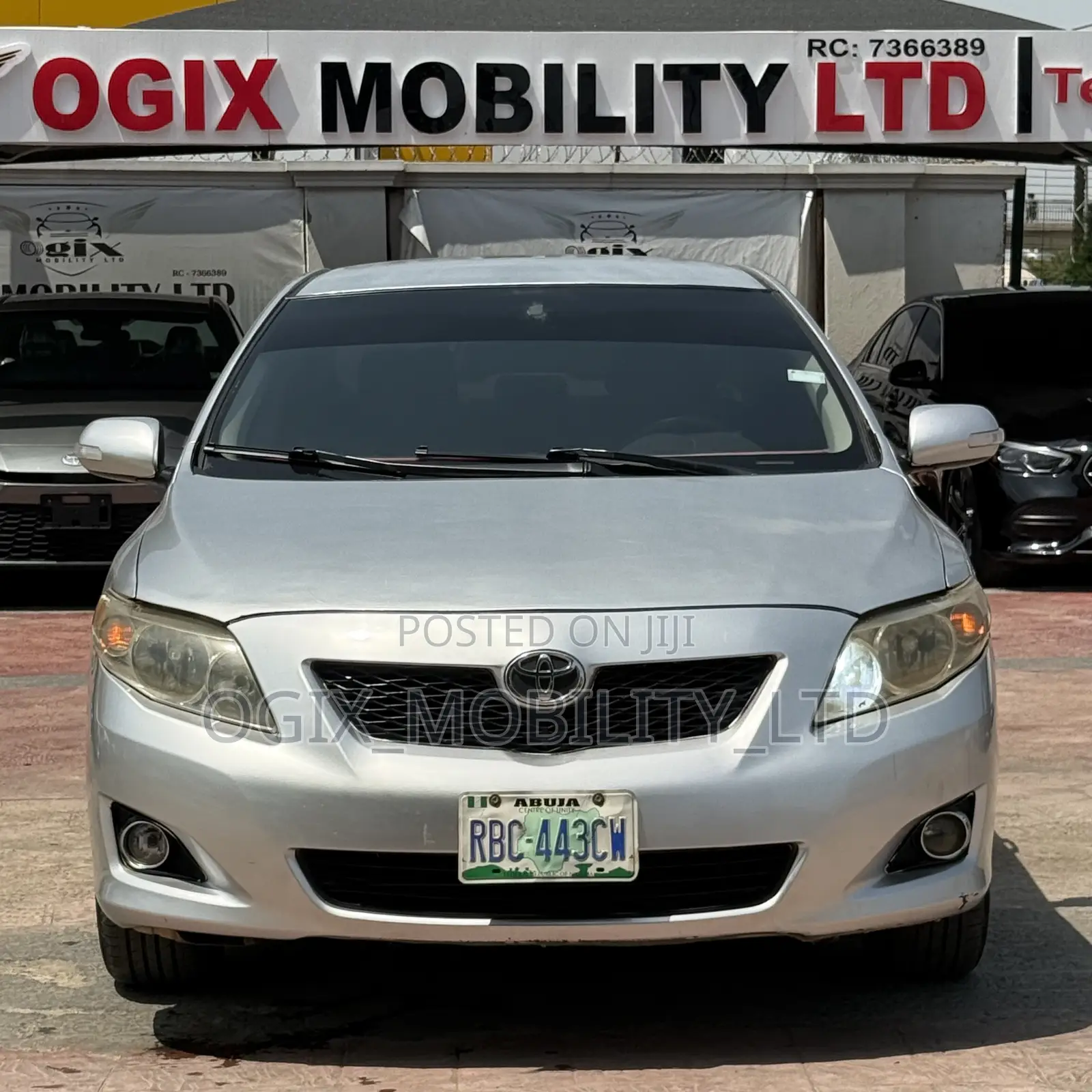 Toyota Corolla LE 4dr Sedan (1.8L 4 cyl 4A) 2009 Silver