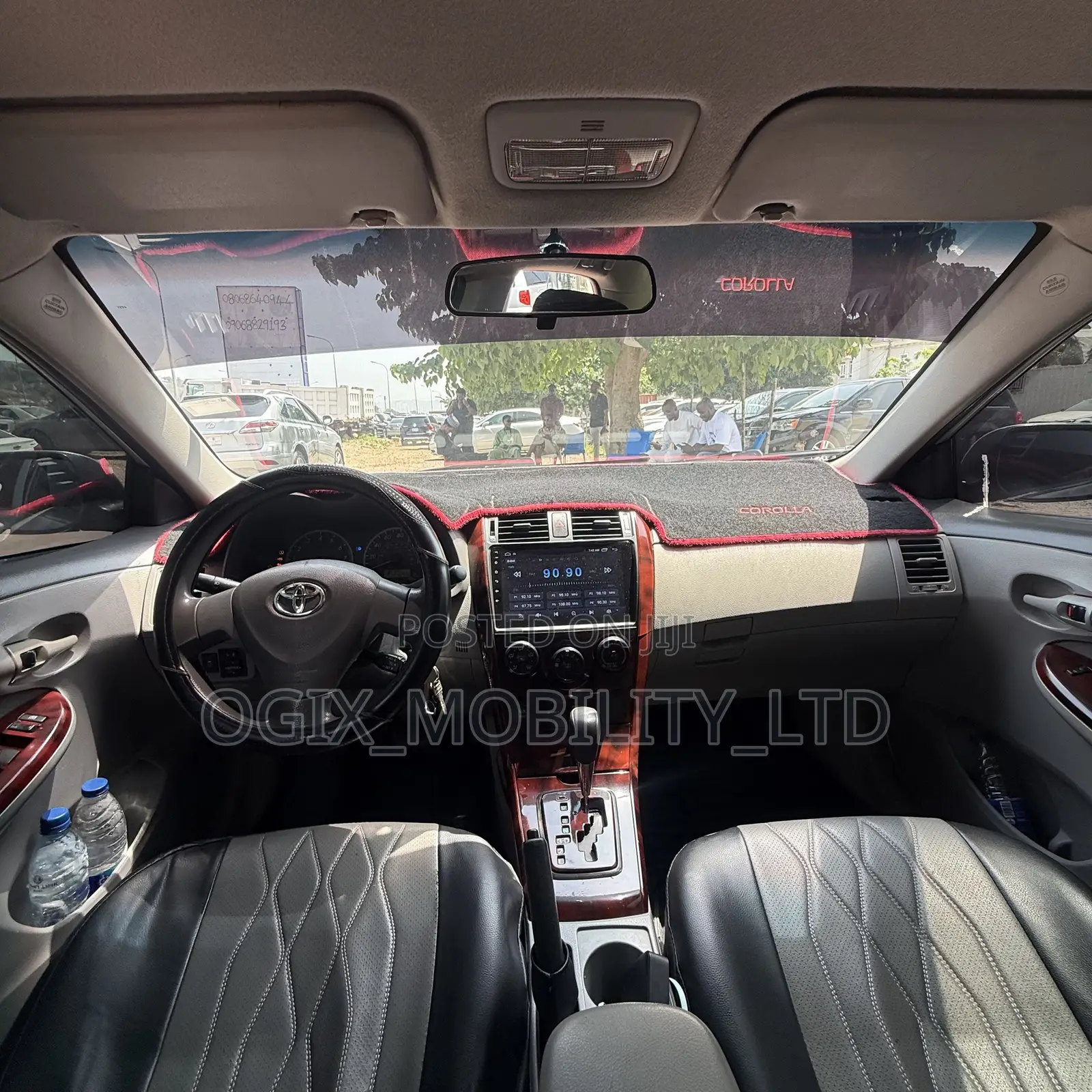 Toyota Corolla LE 4dr Sedan (1.8L 4 cyl 4A) 2009 Silver