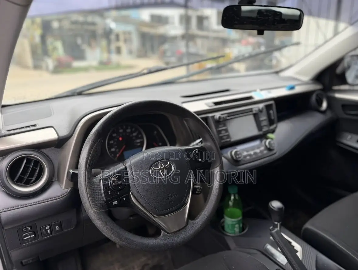 Toyota RAV4 2015 Silver