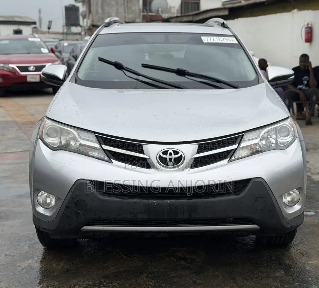 Toyota RAV4 2015 Silver