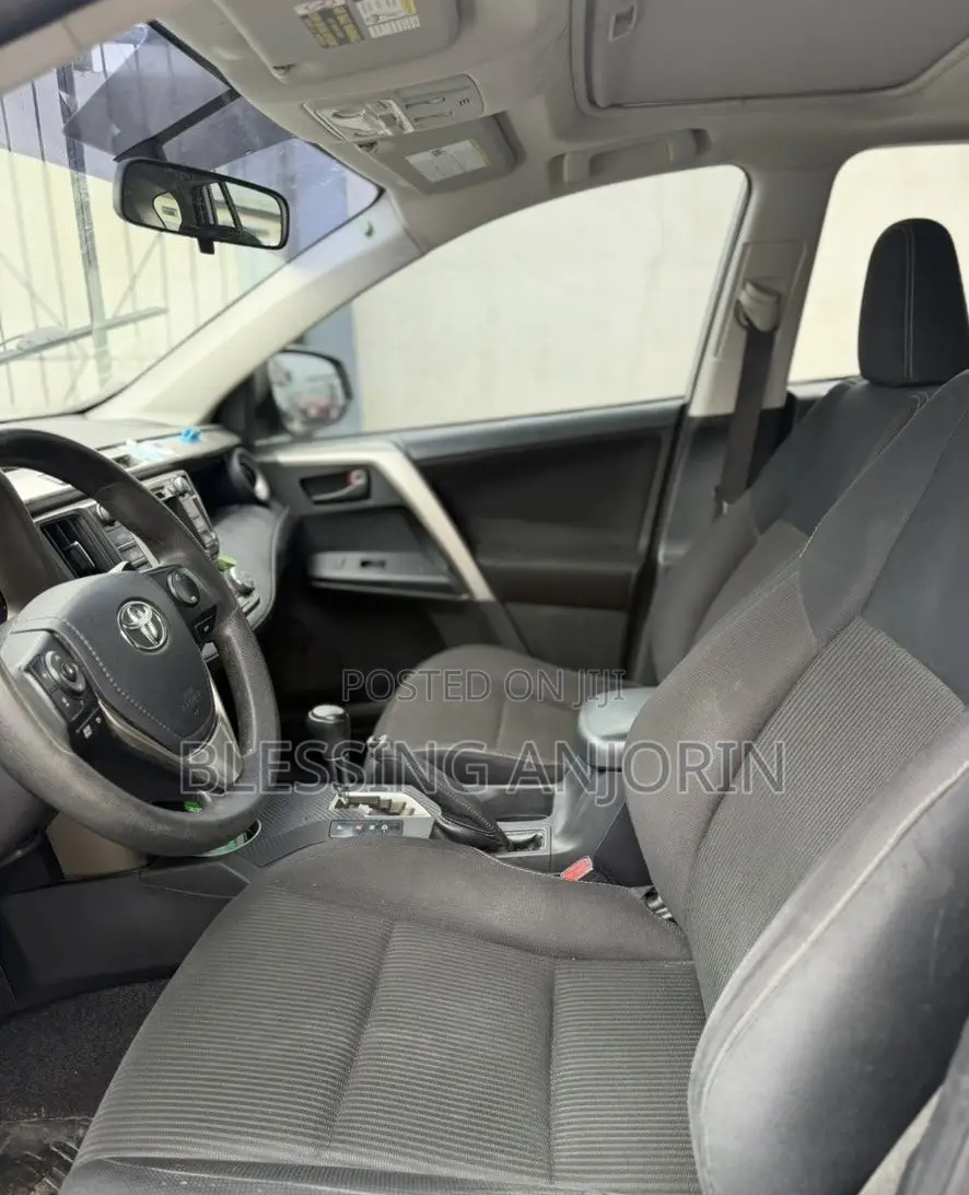 Toyota RAV4 2015 Silver