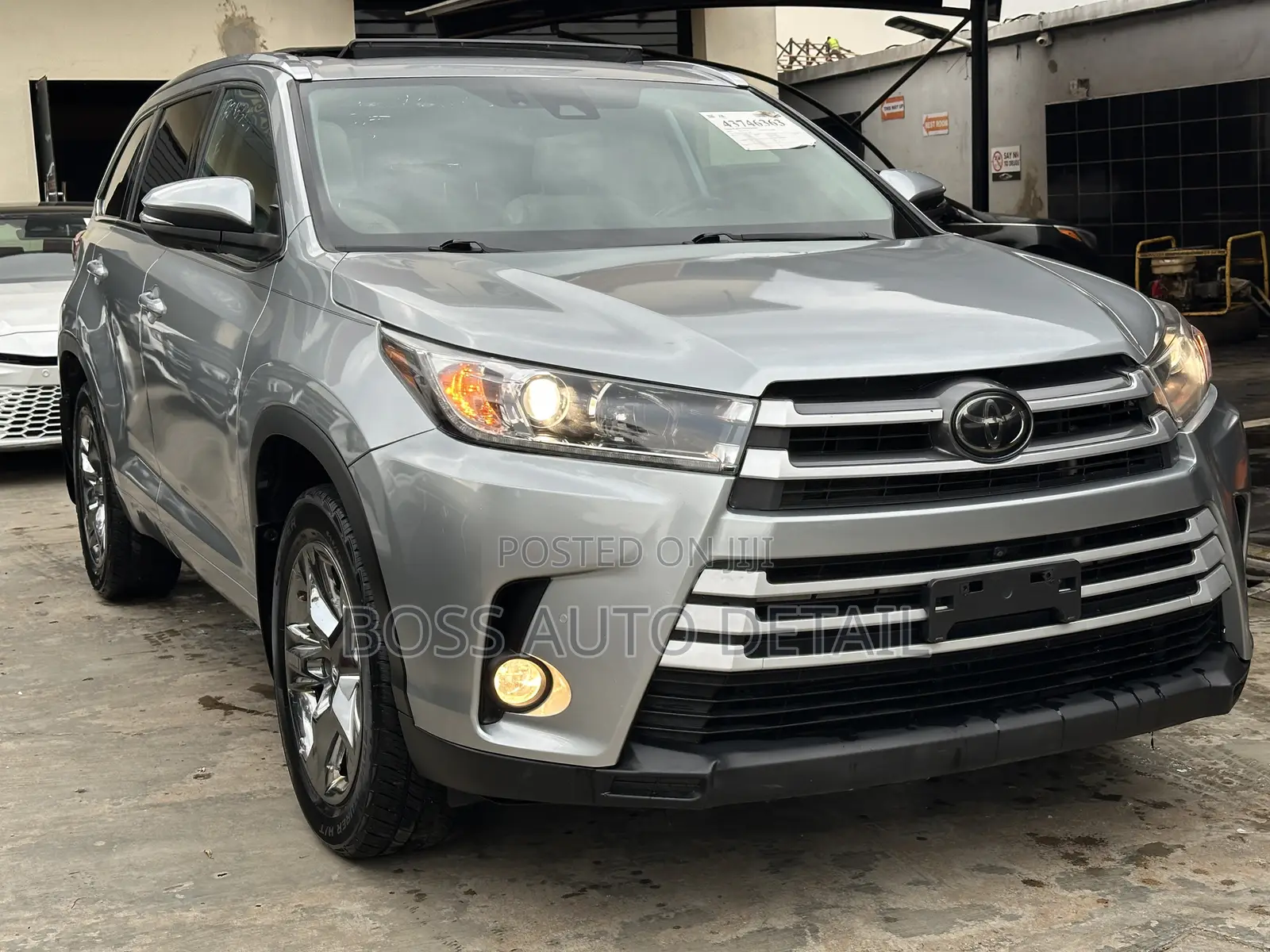 Toyota Highlander Limited Platinum 4x4 V6 (3.5L 6cyl 8A) 2018 Gray