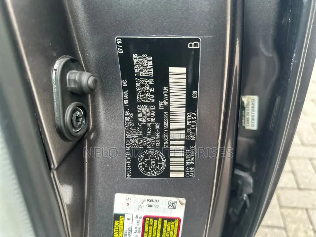 Toyota Sienna 2011 Gray