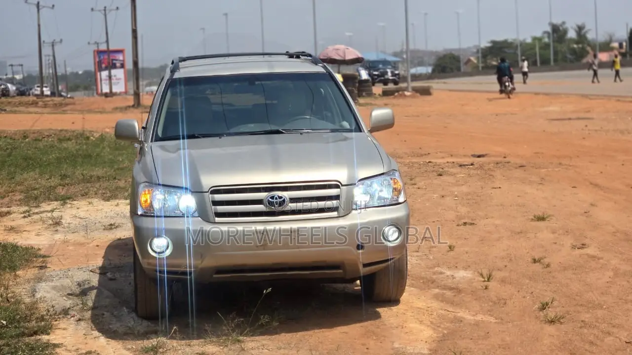 Toyota Highlander V6 2005 Gold