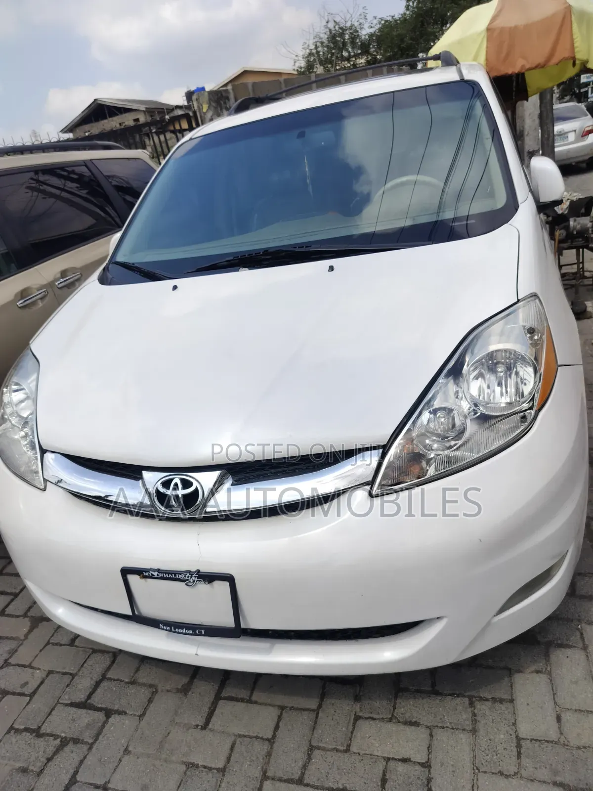 Toyota Sienna 2007 White