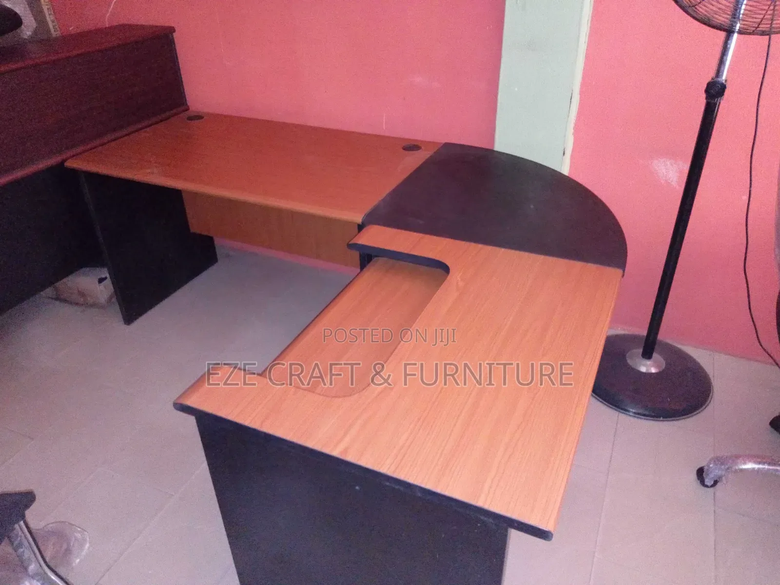 4feet C_top Office Table