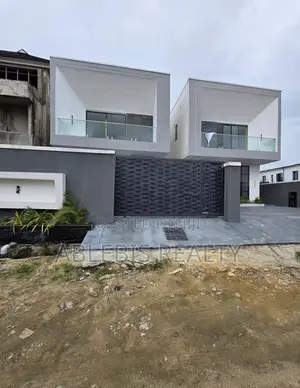 5bdrm Duplex in Ajah for sale