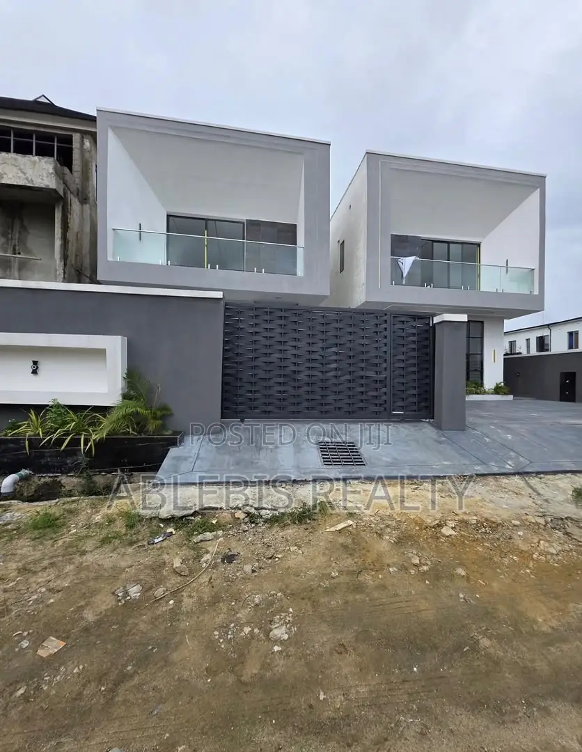 5bdrm Duplex in Ajah for sale