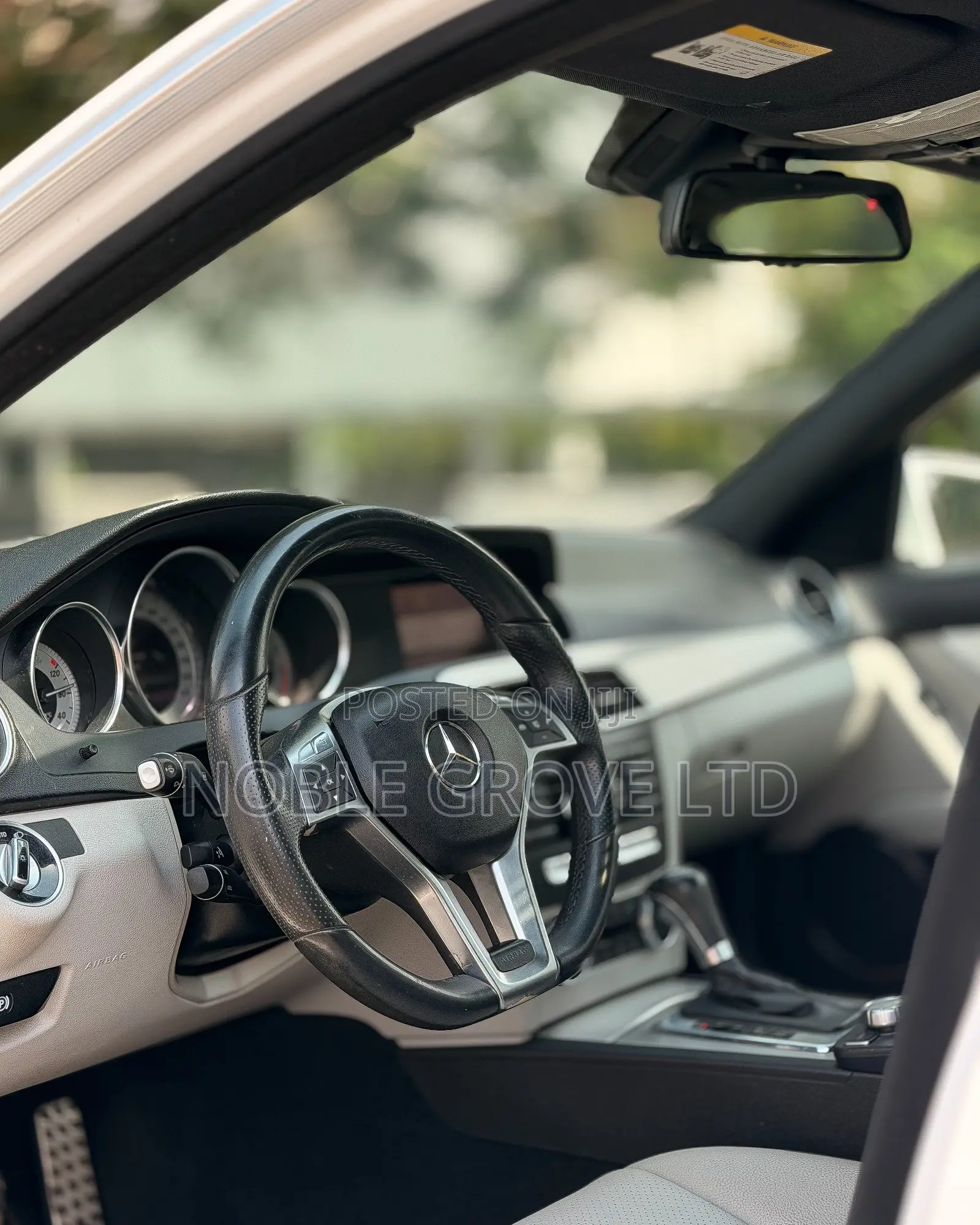 Mercedes-Benz C300 Sport 4Matic Sedan AWD (3.5L 6cyl 7A) 2013 White