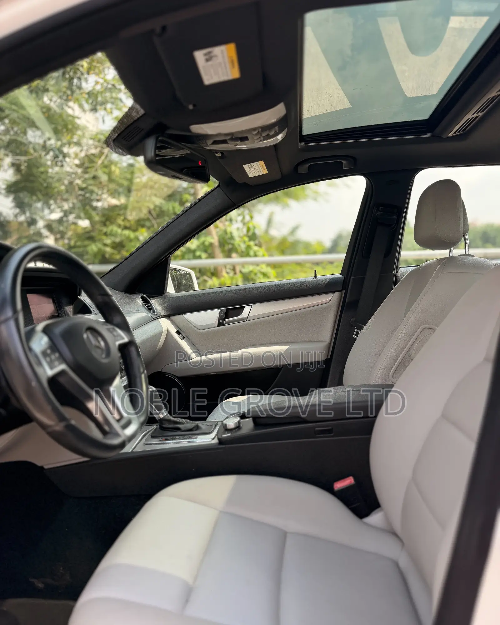 Mercedes-Benz C300 Sport 4Matic Sedan AWD (3.5L 6cyl 7A) 2013 White