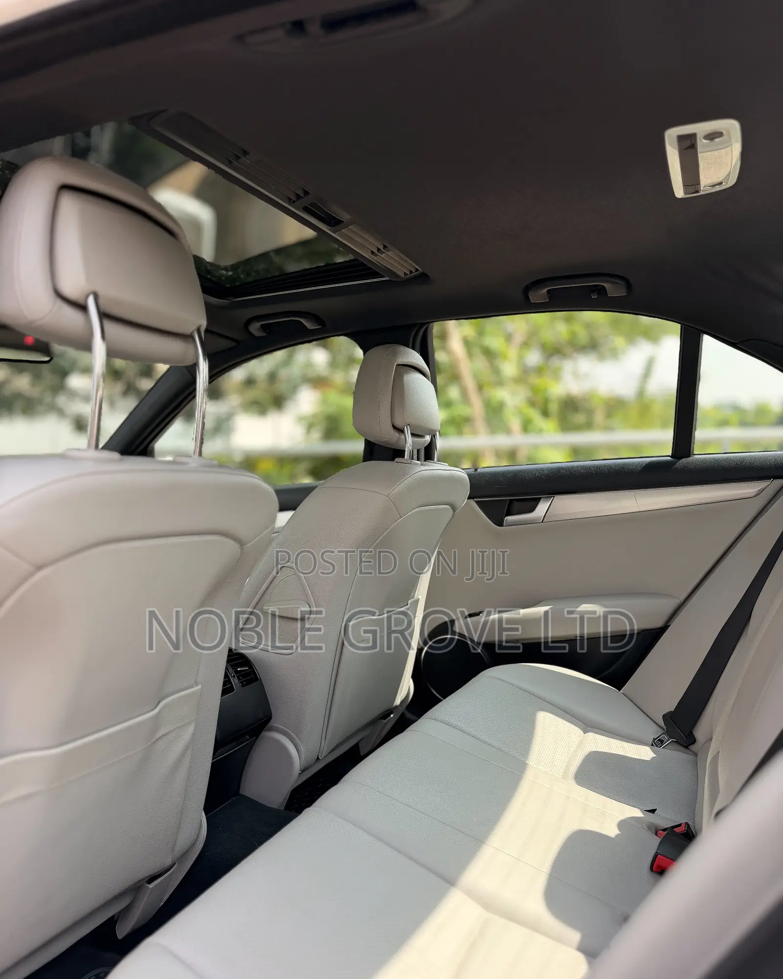 Mercedes-Benz C300 Sport 4Matic Sedan AWD (3.5L 6cyl 7A) 2013 White