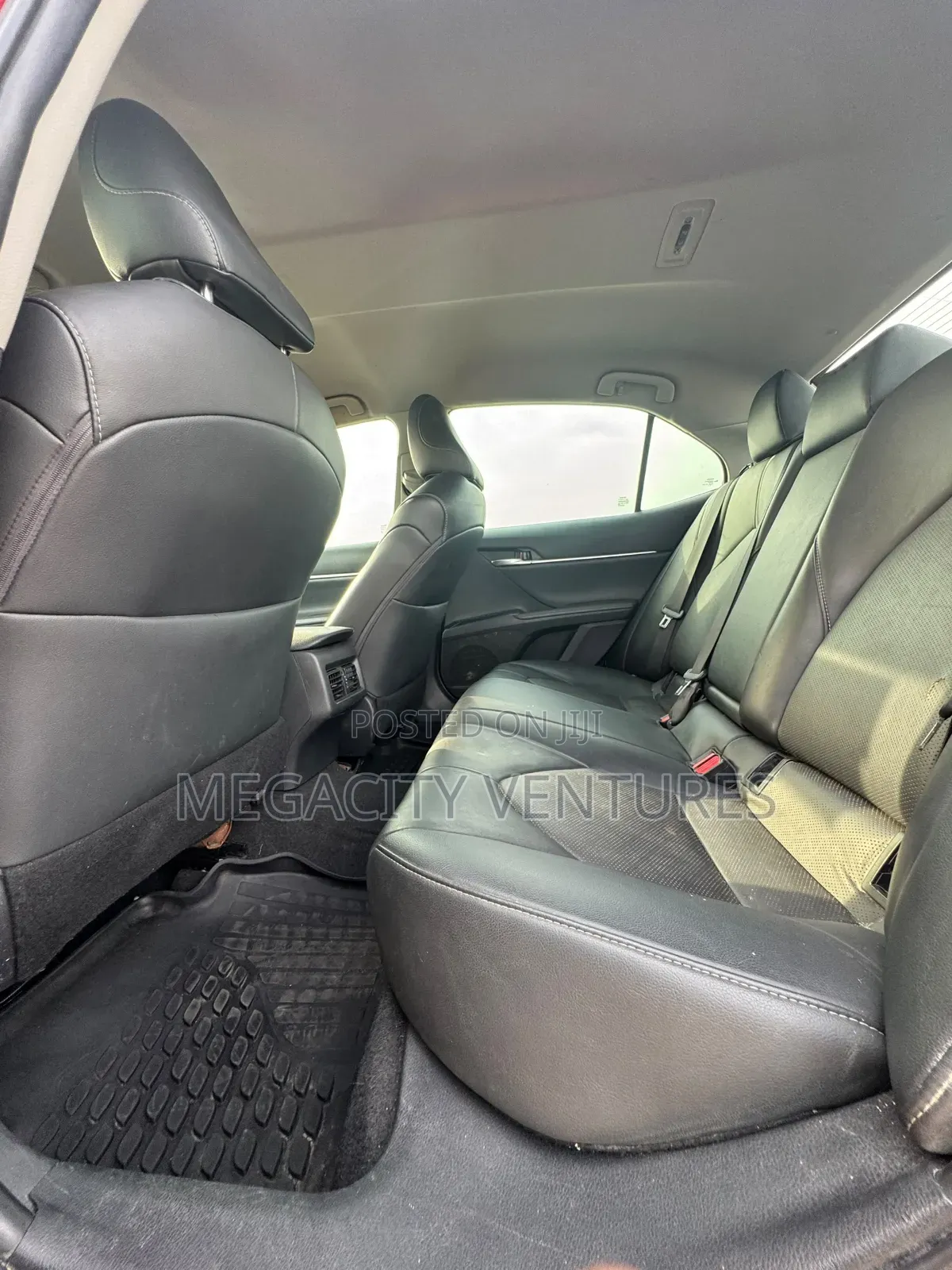 Toyota Camry 2020 Red