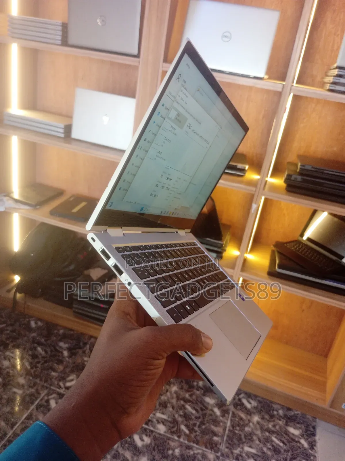 Laptop HP EliteBook 830 G8 16GB Intel Core i7 SSD 512GB