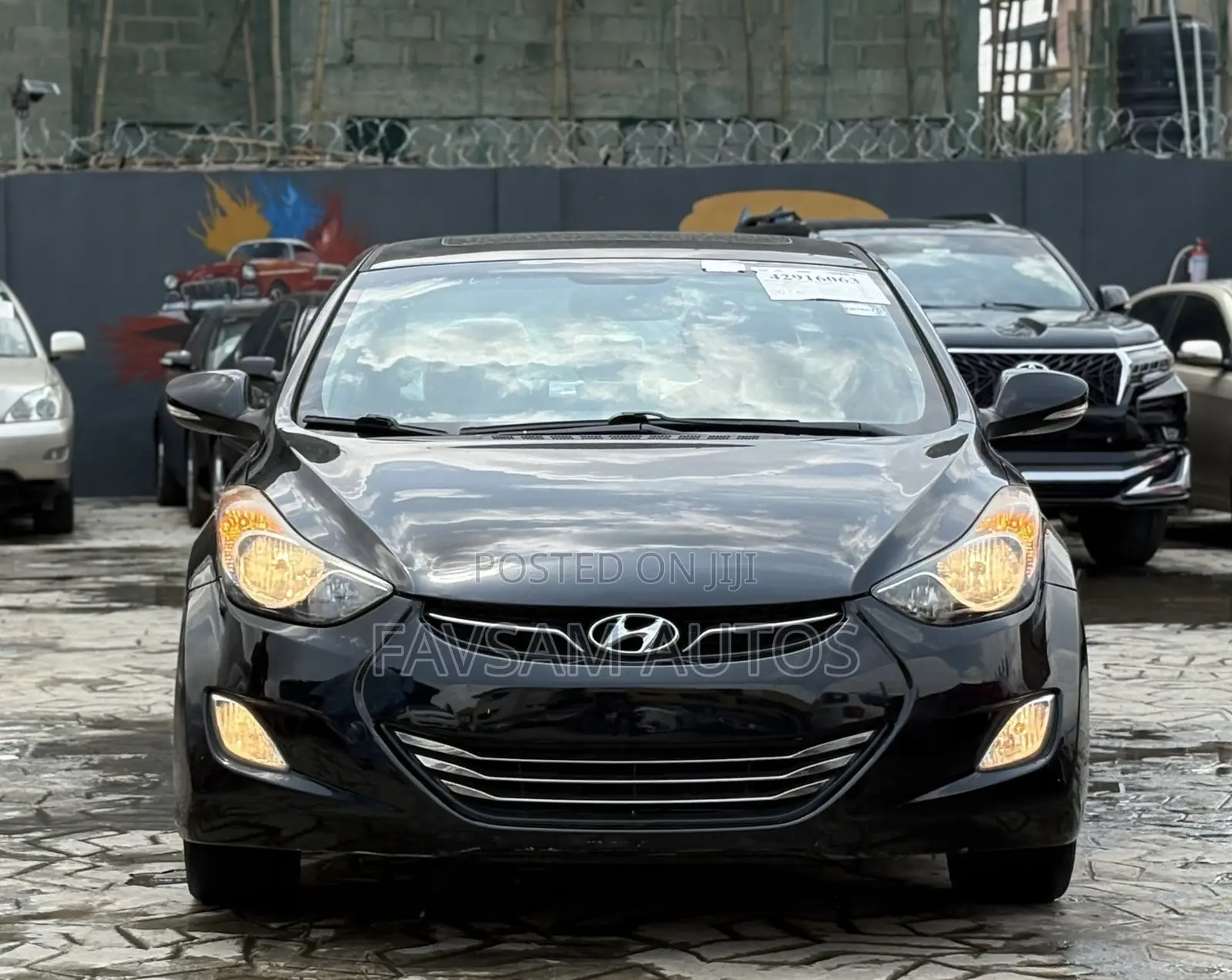 Hyundai Elantra Limited Sedan FWD (1.8L 4cyl 6A) 2013 Black
