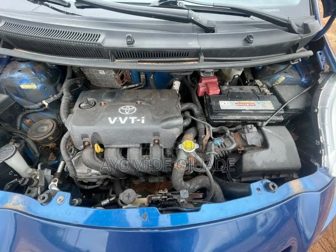 Toyota Yaris 1.5 2009 Blue
