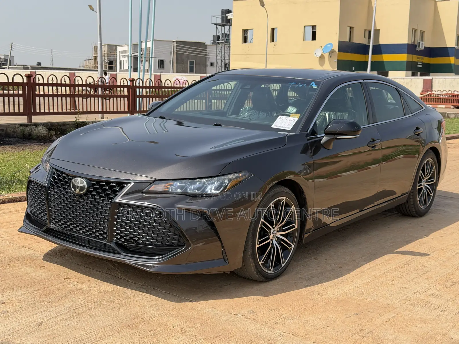Toyota Avalon Limited (3.5L 6cyl 6A) 2018 Black
