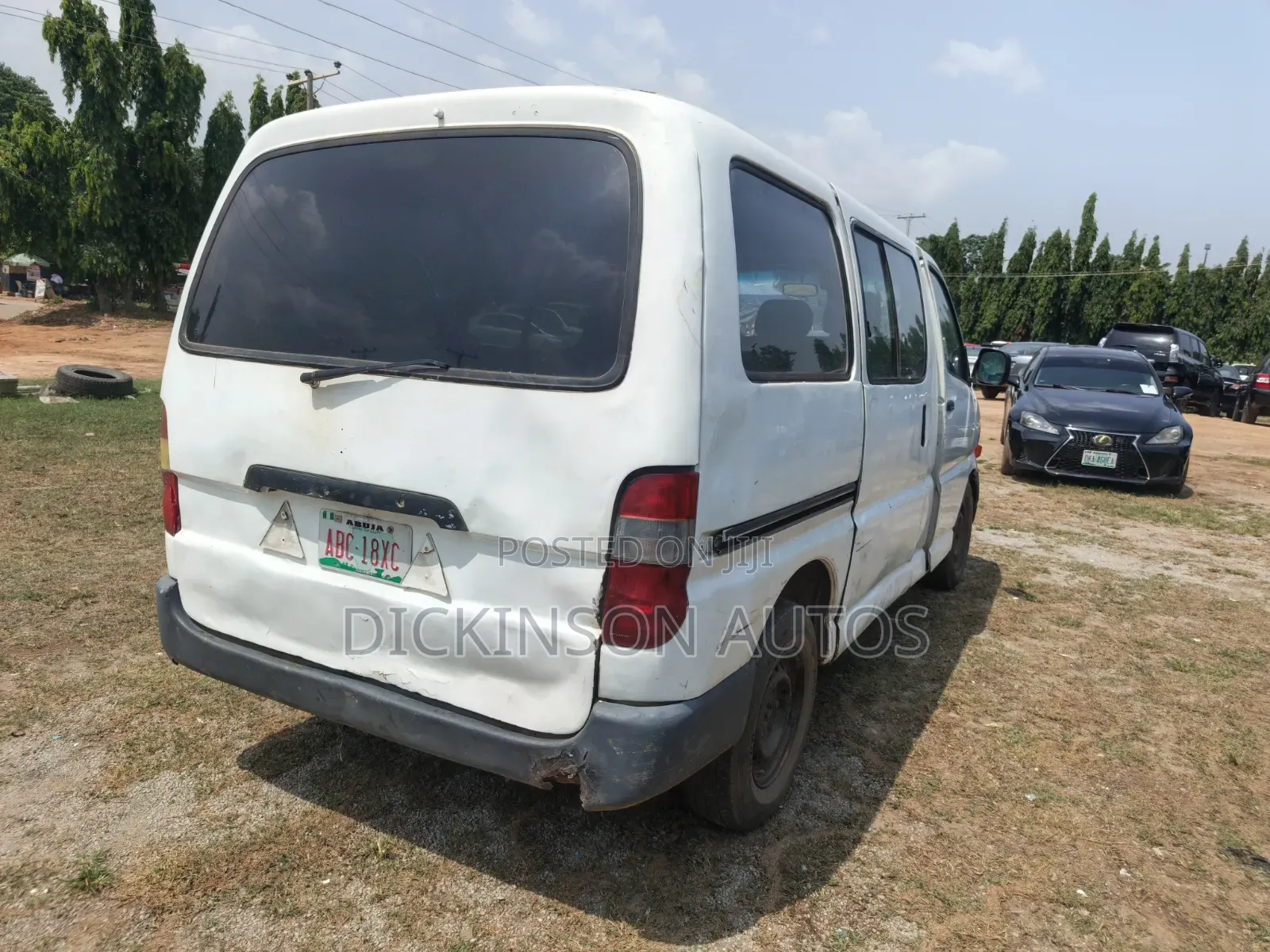 Toyota HiAce 2004 White