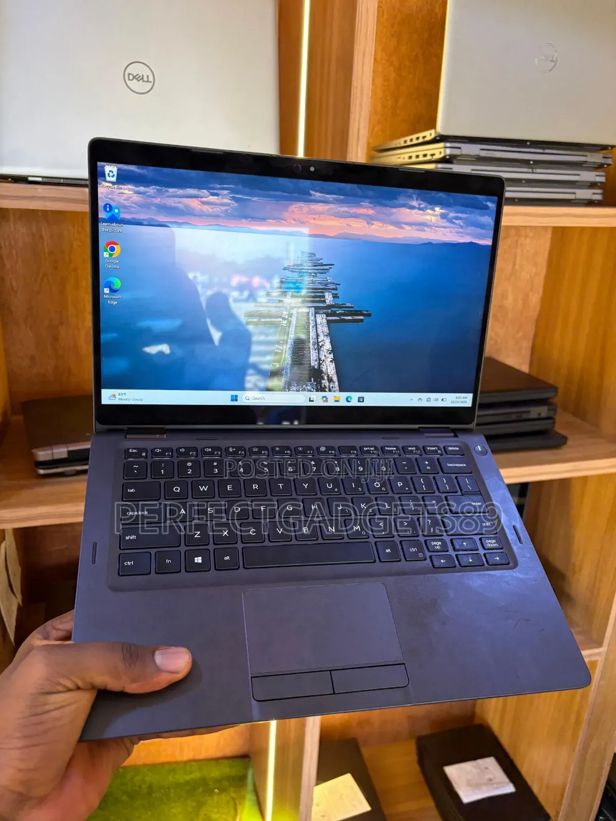 Laptop Dell Latitude 5300 2-in-1 8GB Intel Core i5 SSD 256GB