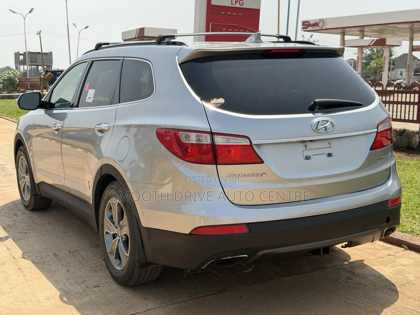 Hyundai Santa Fe Limited 4dr SUV AWD (3.3L 6cyl 6A) 2014 Silver