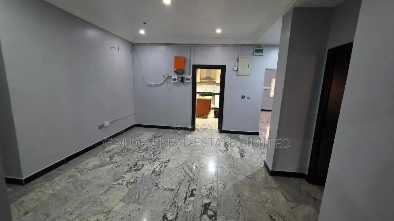 3bdrm Block of Flats in Durumi for rent