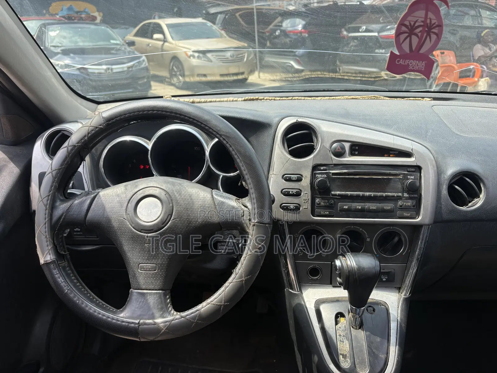 Toyota Matrix Hatchback AWD (1.8L 4cyl 4A) 2005 Gray